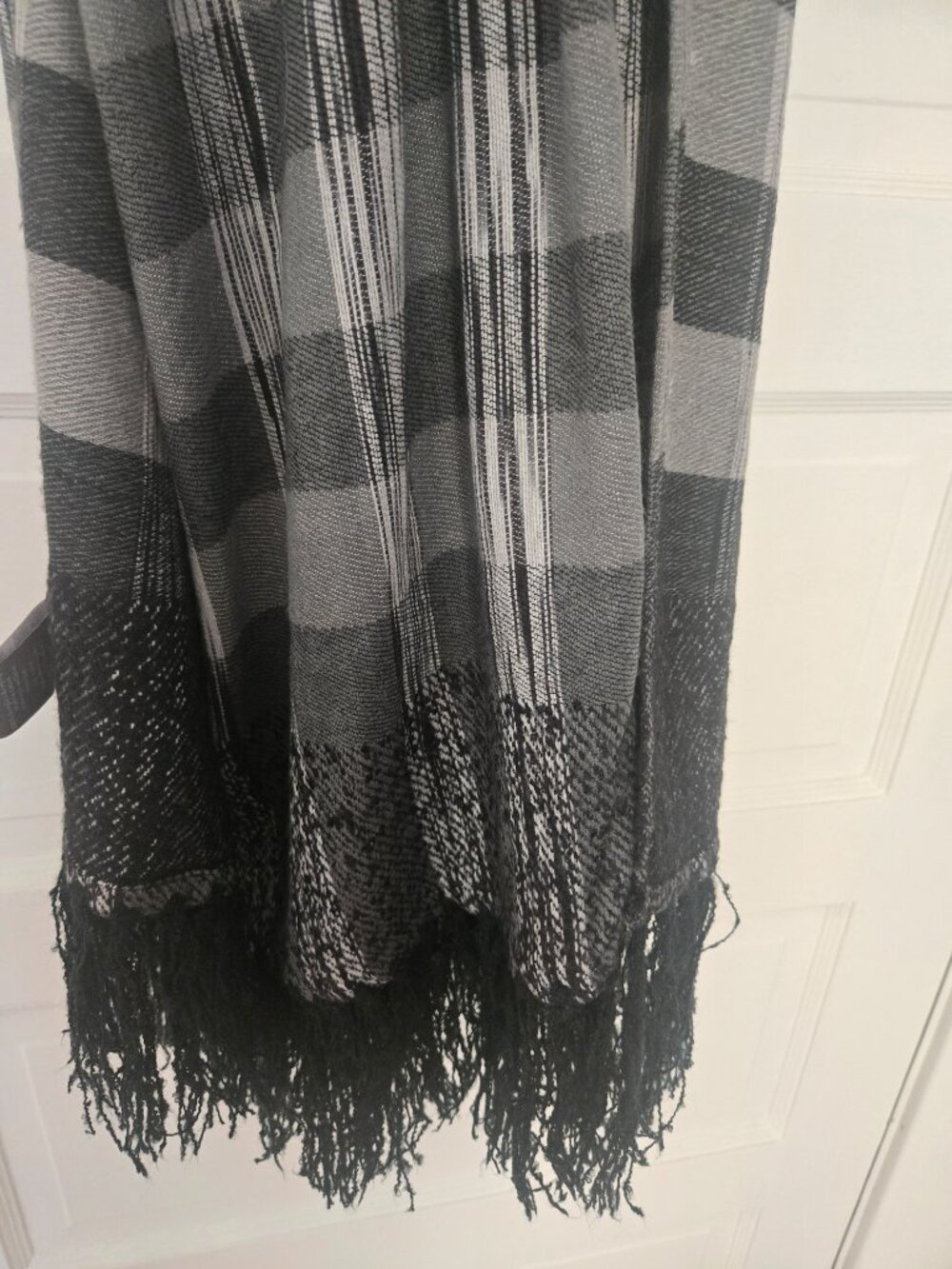 Scarf - Picture 3 of 4